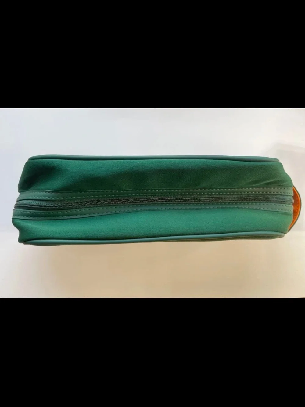 Hermes sleek toiletry
